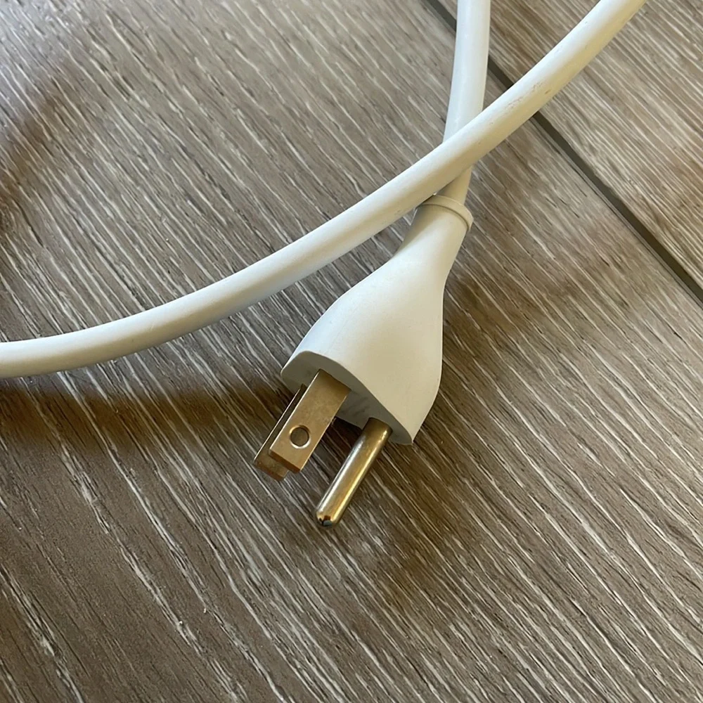 COPY - Apple 45W MagSafe 2 Power Adapter